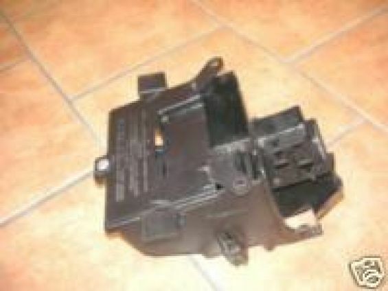 CBR 600 PC31 BATTERIEKASTEN INNENVERKLEIDUNG 91-98
