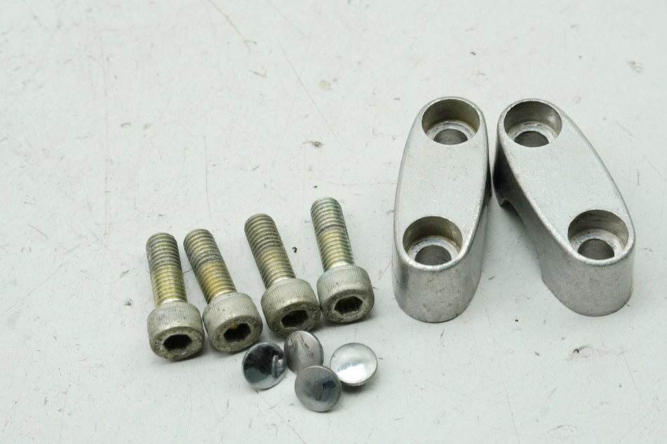 SUZUKI GSX 750 AE INAZUMA Abrazadera superior manillar Soporte Manillar Abrazadera Risers Par