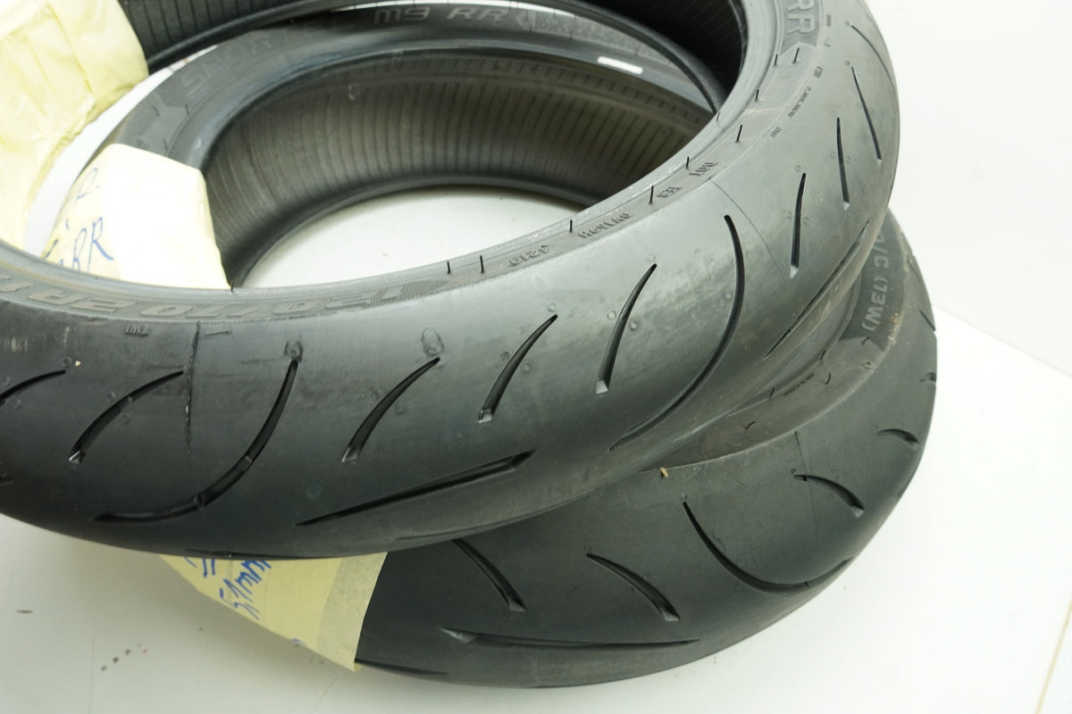 Metzeler Sportec M9 RR Reifen Reifensatz 120/70 ZR17 + 180/55 ZR17