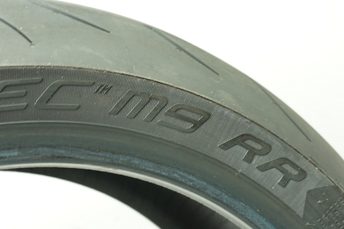 Metzeler Sportec M9 RR Reifen Reifensatz 120/70 ZR17 + 180/55 ZR17