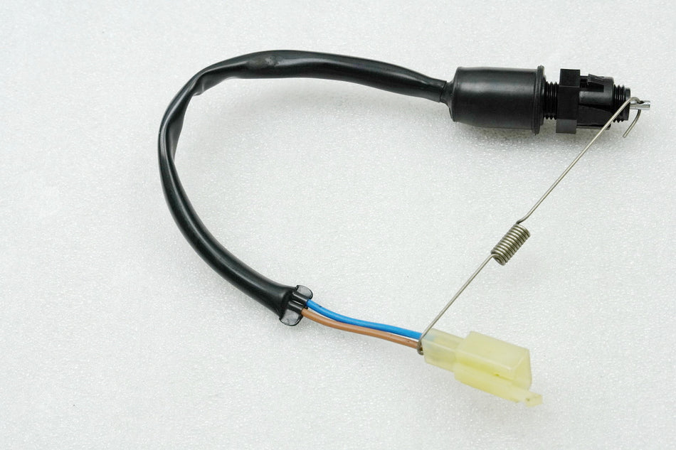 KAWASAKI Z 750 ZR750J interruptor de la luz de freno trasero original muelle de tracción para el pedal de freno