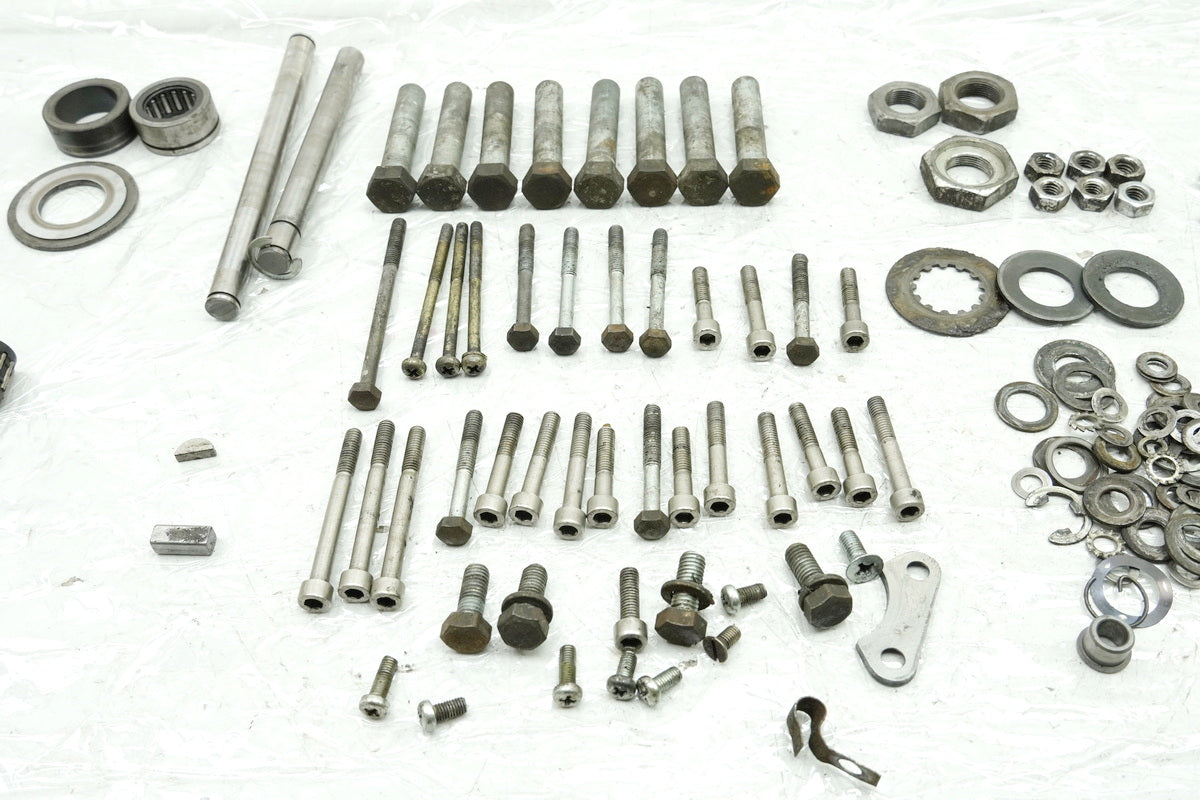 YAMAHA DS7 250 Tornillos y piezas pequeñas (para motor, tapa de motor, cárter de motor)