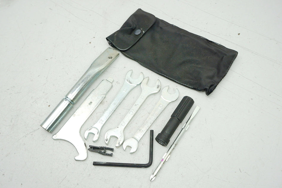 HONDA CB 650 FA RC75 Herramientas de a bordo