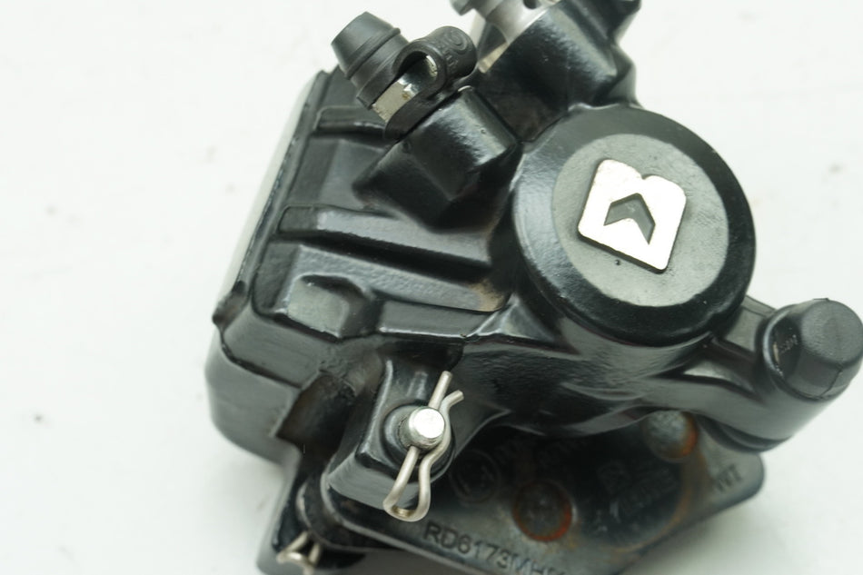 HUSQVARNA Vitpilen HQV 401 Bremssattel hinten Bremszange Bremsklötze 6897 km