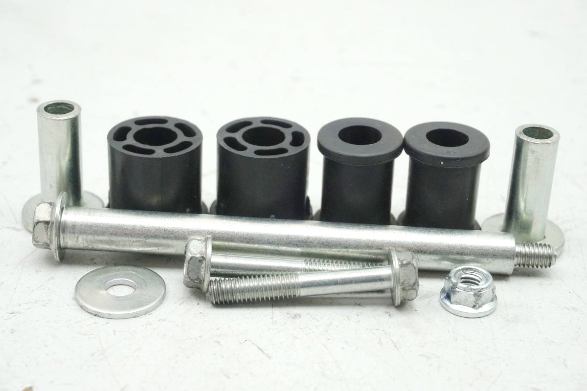 HONDA CB 650 FA RC75 Holder Tank Rubbers Screws Tank Holder