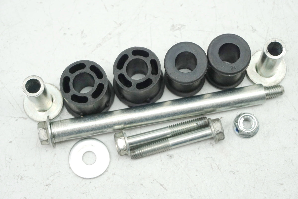 HONDA CB 650 FA RC75 Holder Tank Rubbers Screws Tank Holder