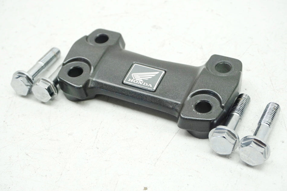 HONDA CB 650 FA RC75 Soporte de manillar superior Tija de manillar