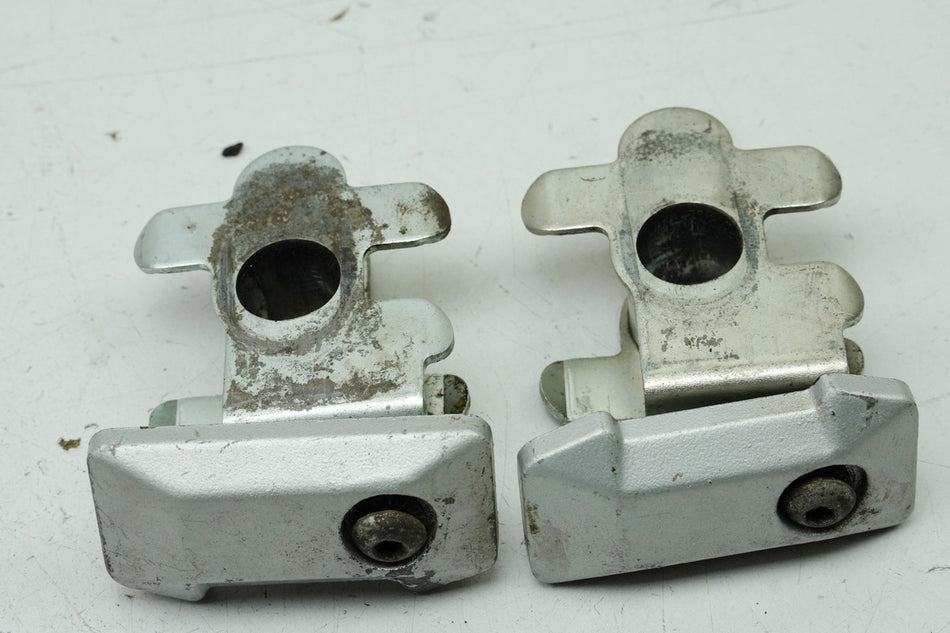 SUZUKI GSX 750 AE INAZUMA Tensores de cadena Par (para basculante rueda trasera)