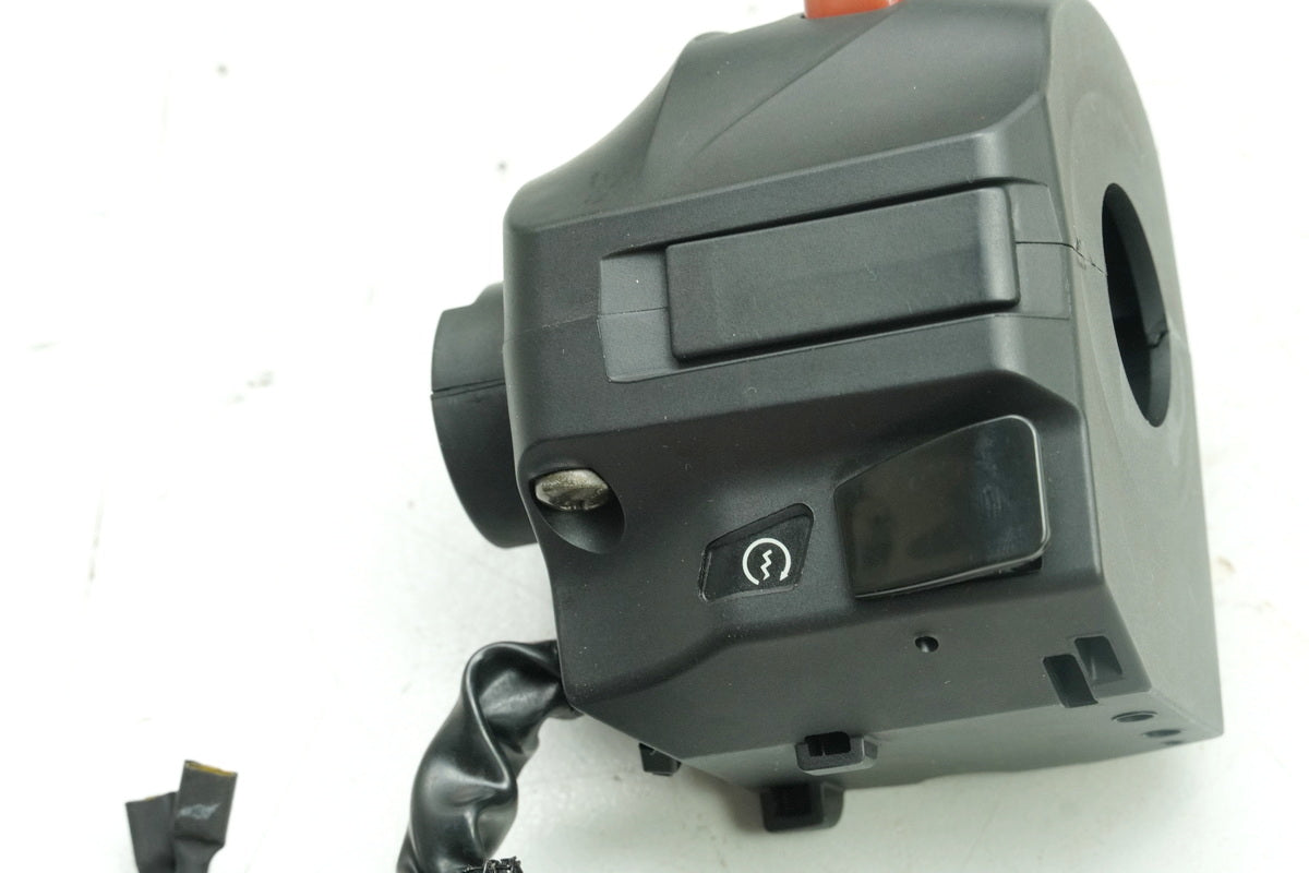 HUSQVARNA Vitpilen HQV 401 Interruptor manillar derecho Interruptor Parada de Emergencia Kill 6897 km