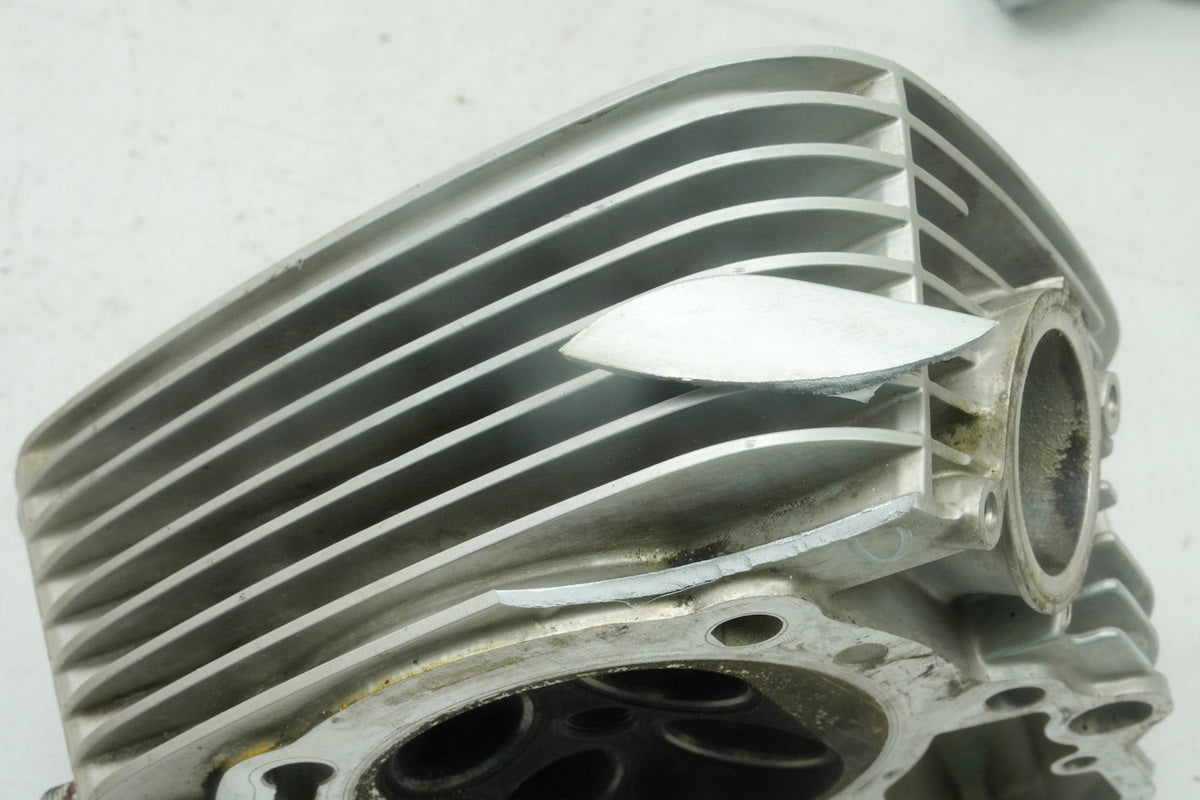 BMW R 1150 R R21 Cylinder Head right + Camshaft Rocker Arm Valves (for engine)