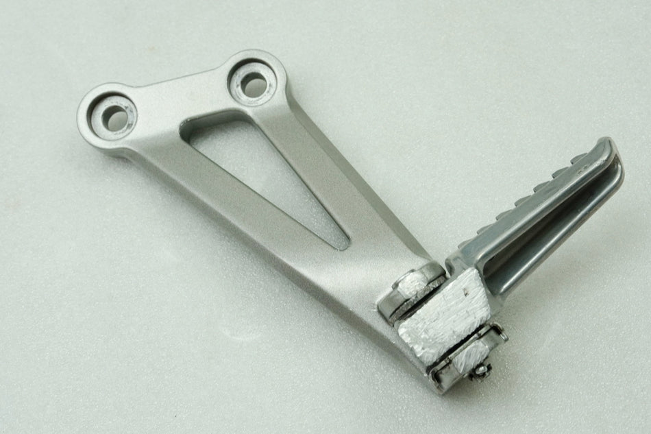 KAWASAKI Z 750 ZR750J Conjunto reposapiés pasajero izquierdo Soporte reposapiés Placa de soporte