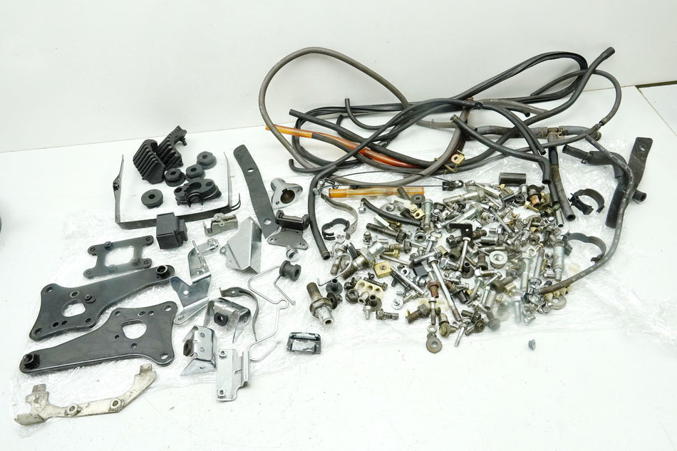 Honda GL 1500 F6C Valkyrie SC34 Screws Small Parts (for Frame Fairing)