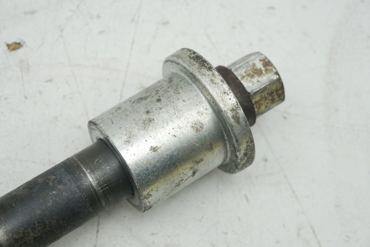 HARLEY DAVIDSON FLHR FL1 1584 Road King Swing Arm Pivot Axle Swingarm