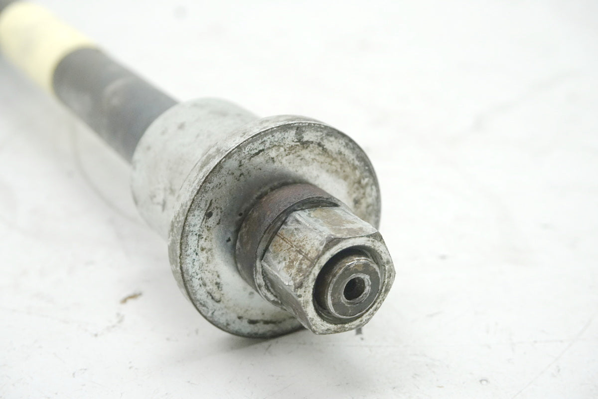 HARLEY DAVIDSON FLHR FL1 1584 Road King Swing Arm Pivot Axle Swingarm