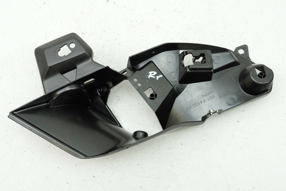 YAMAHA MT 125 A RE11 (RE29) Fairing Right Inner Ram Air Holder Cover