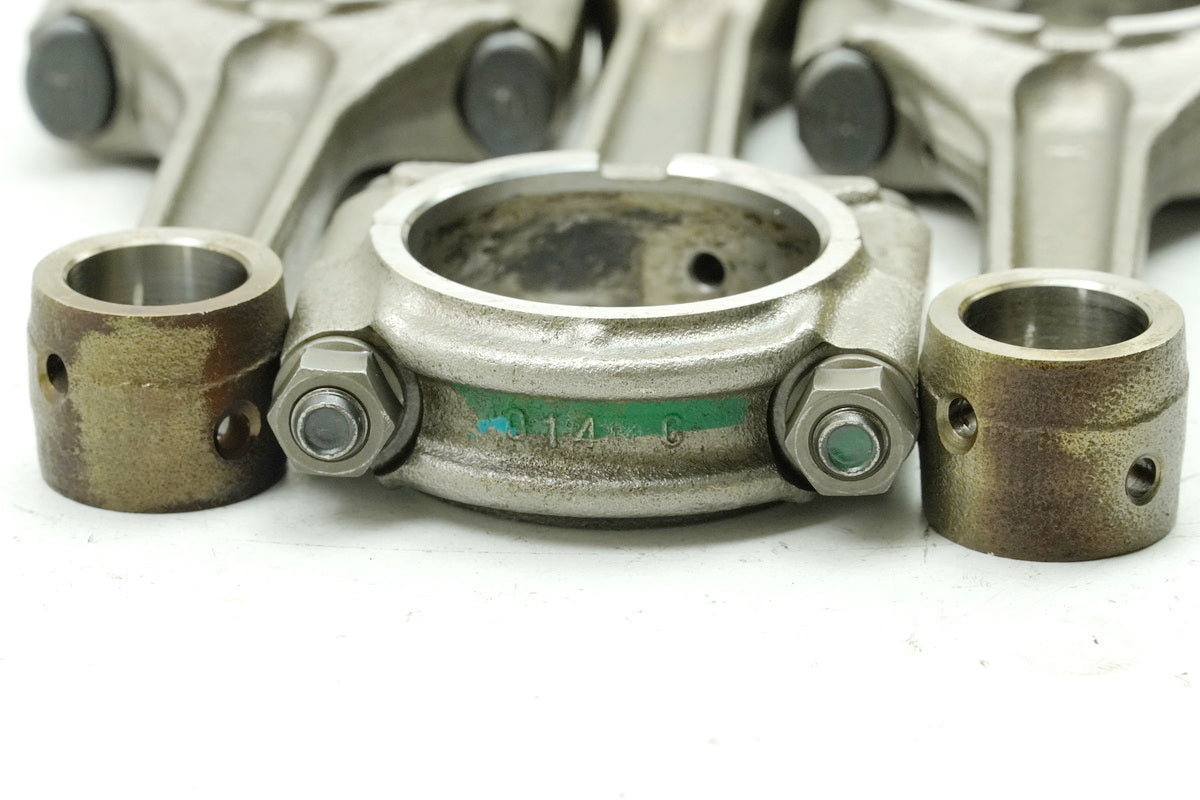 TRIUMPH SPEED TRIPLE 955 i 595 N Pleuel Satz Pleul Pleuelstangen Piston Rods