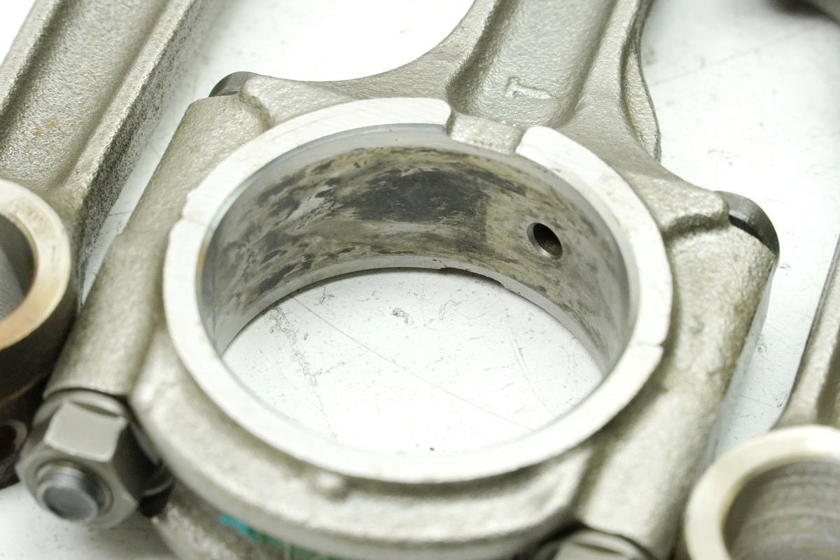 TRIUMPH SPEED TRIPLE 955 i 595 N Pleuel Satz Pleul Pleuelstangen Piston Rods