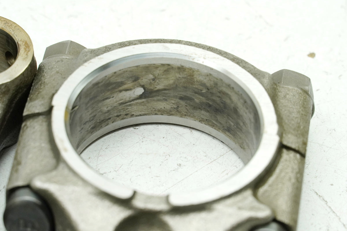 TRIUMPH SPEED TRIPLE 955 i 595 N Pleuel Satz Pleul Pleuelstangen Piston Rods