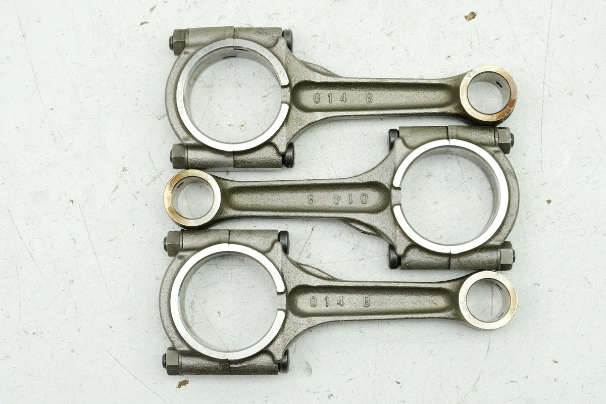 TRIUMPH SPEED TRIPLE 955 i 595 N Pleuel Satz Pleul Pleuelstangen Piston Rods