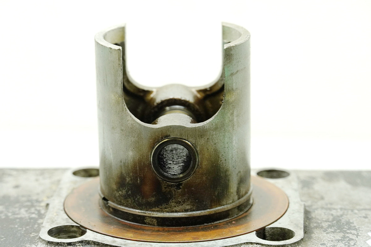 YAMAHA DS7 250 Cilindro 2. derecho + Pistón (para motor)
