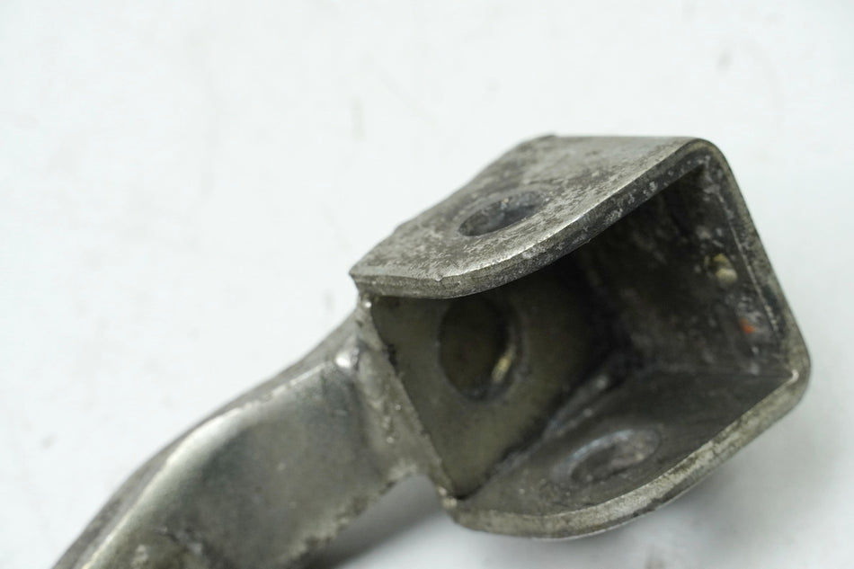 SUZUKI GSX 750 AE INAZUMA Soporte estribera lado izquierdo conductor Soporte estribera