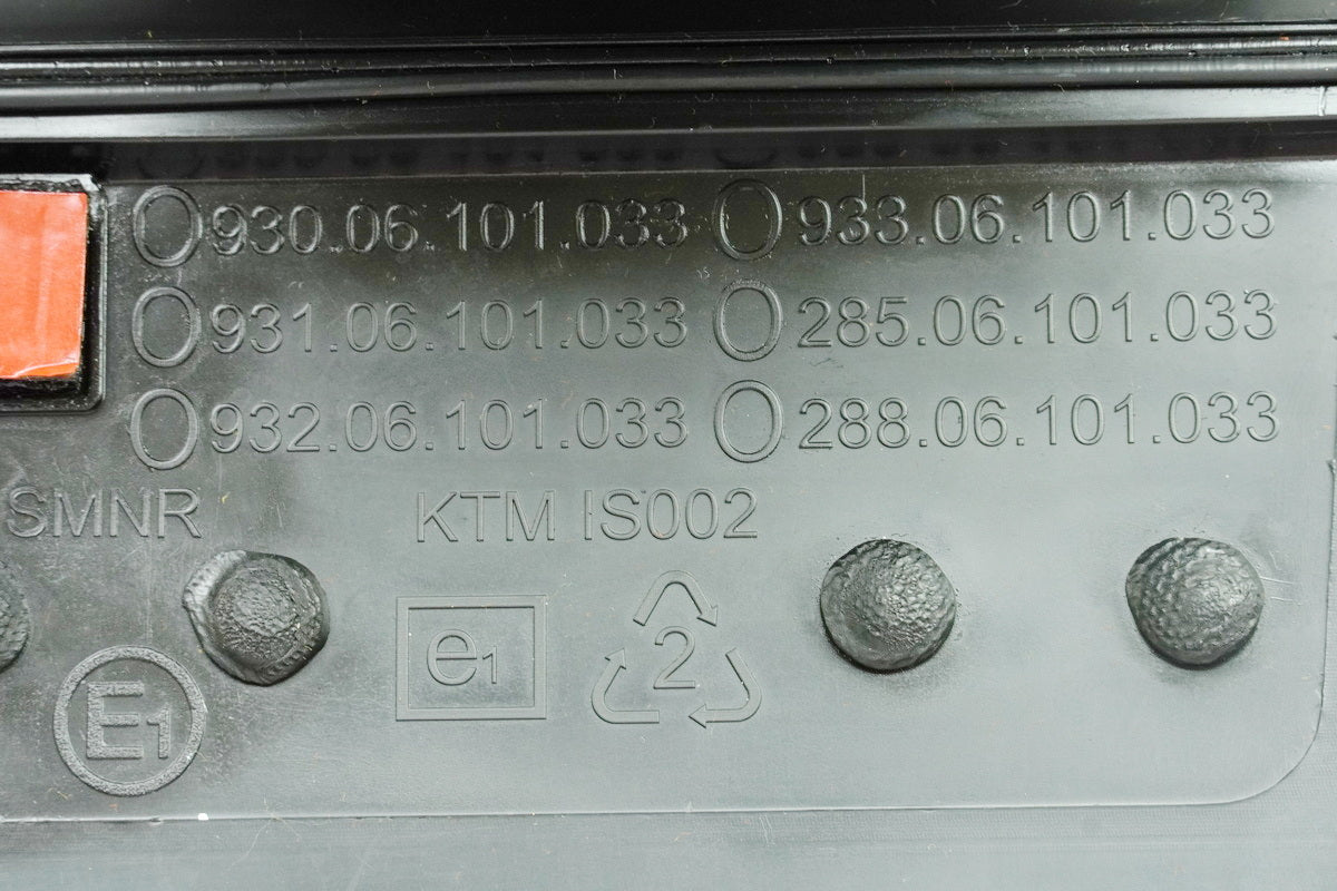 HUSQVARNA Vitpilen HQV 401 Caja del filtro de aire Carcasa del filtro de aire 6897 km