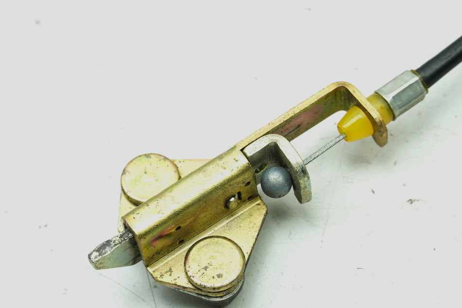 SUZUKI GSX 750 AE INAZUMA Seat Lock Opener Latch Cable