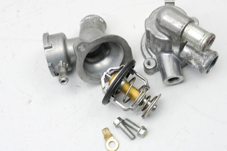 HONDA CBF 1000 FA SC64 Thermostat Thermostatgehäuse Einfüllstutzen Kühler