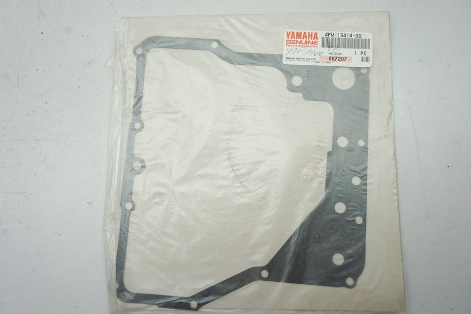 Yamaha Junta Cárter Tapa Motor original 4FM-13414-00 YZF GTS - NUEVO