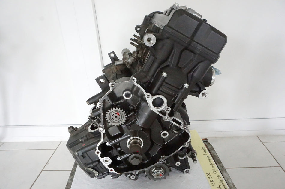 YAMAHA XSR 900 RN43 Motor Cigüeñal Culata Caja de cambios - 28213 km