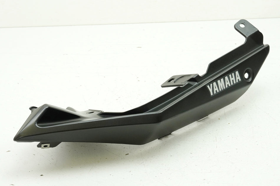 YAMAHA MT 125 A RE11 (RE29) Carenado trasero derecho Tapa Cubierta Embellecedor