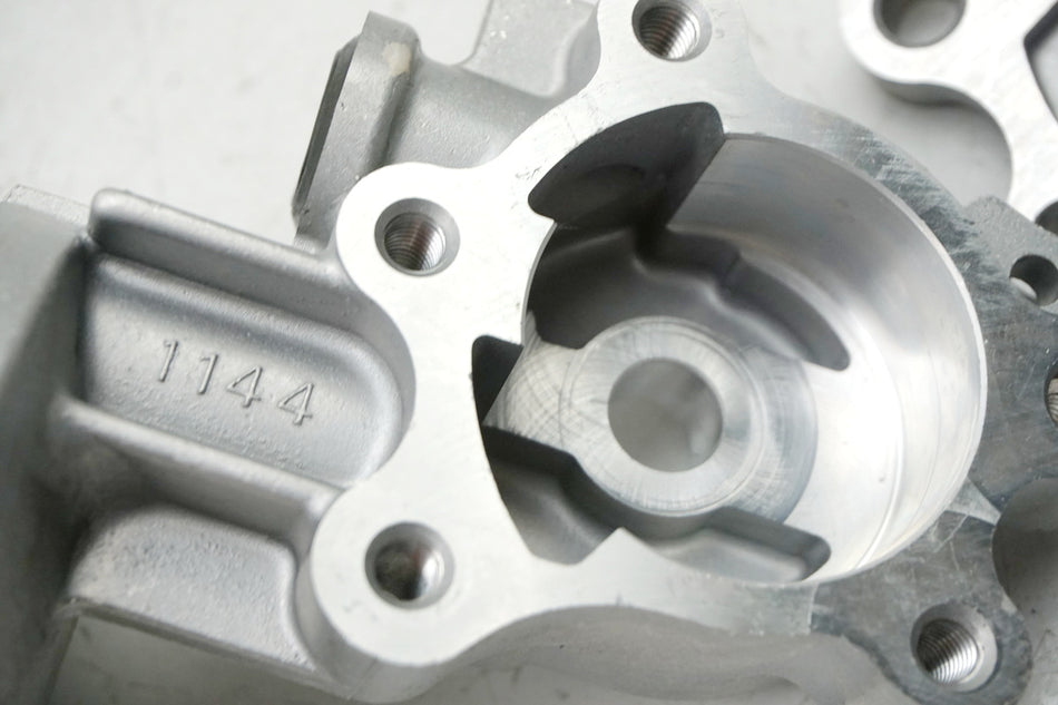 KAWASAKI ZR7 ZR750F Gehäuse der Ölpumpe