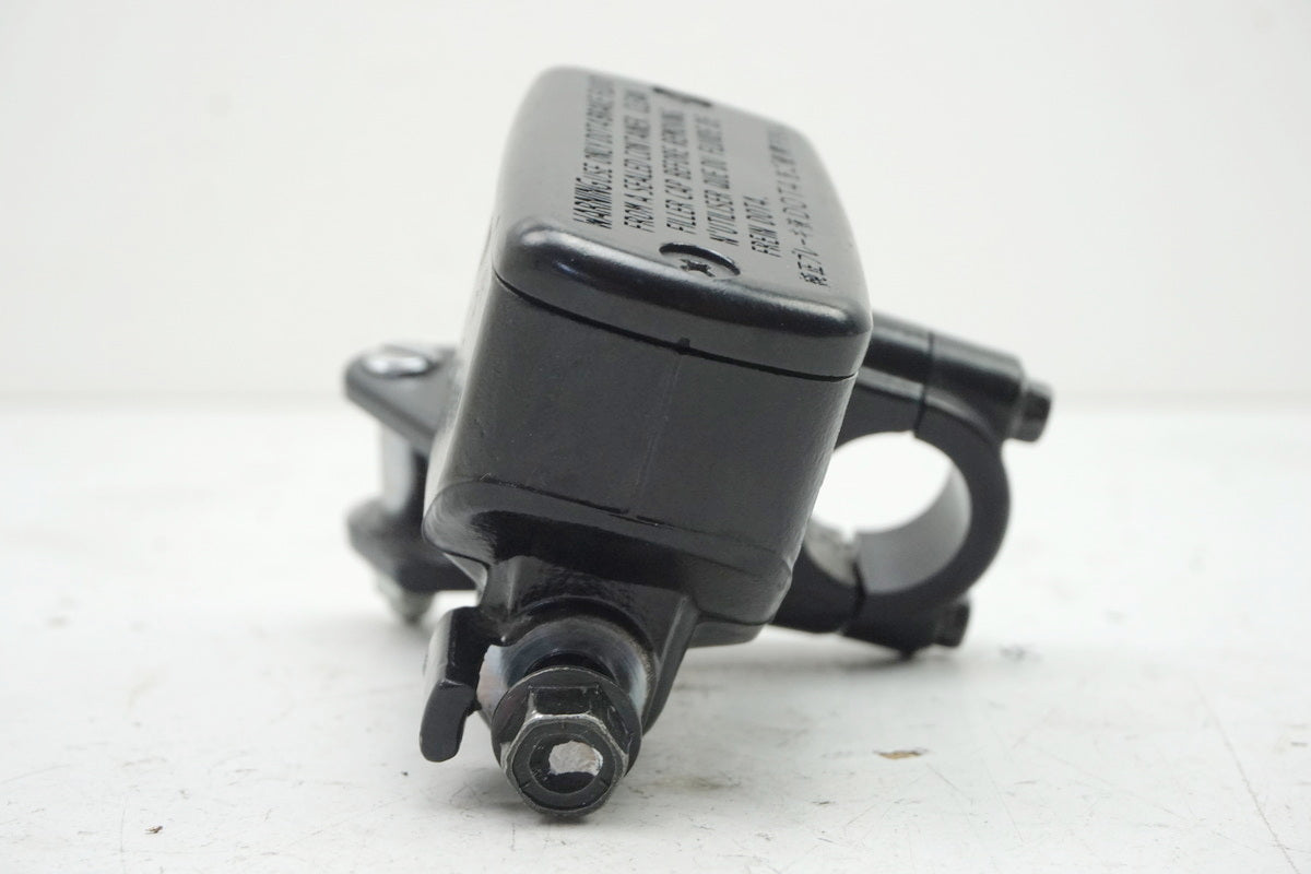 HONDA CB 650 FA RC75 Front Brake Cylinder Brake Pump Master Cylinder