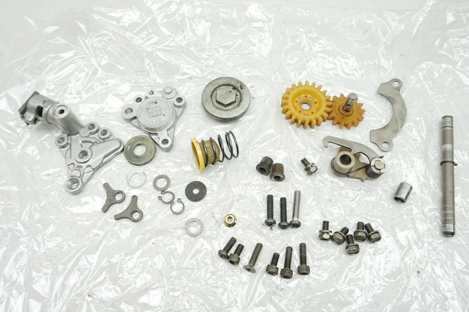 YAMAHA XV 125 VIRAGO Schrauben Kleinteile Motor