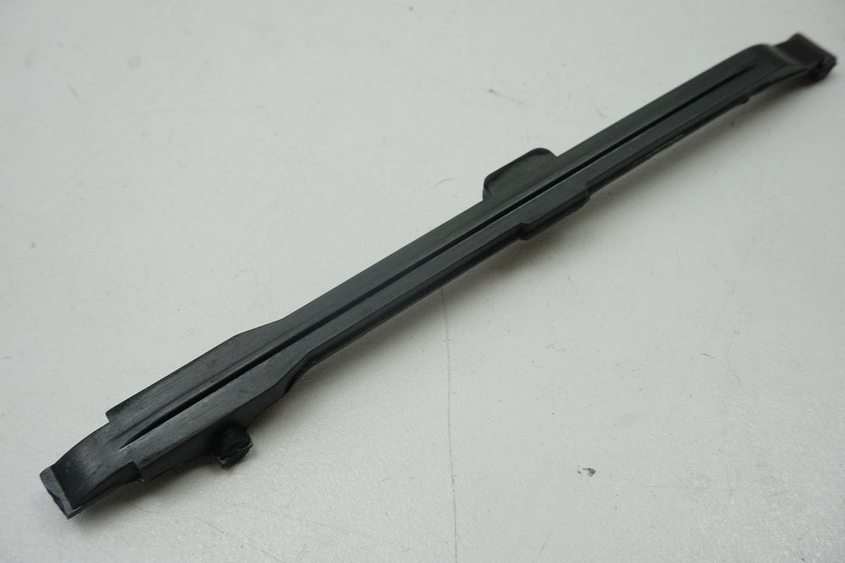 Yamaha Runner Rail Guide Rail Timing Chain Rail 2UJ-12231-00 XV - NEW