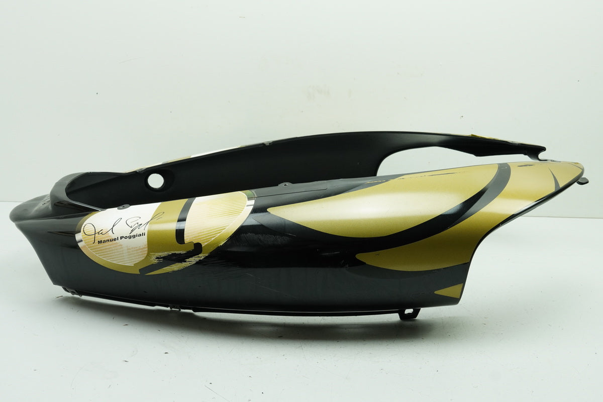 APRILIA SR 50 ZD4TEA Rear Fairing Cover Trim Panel 15393 km