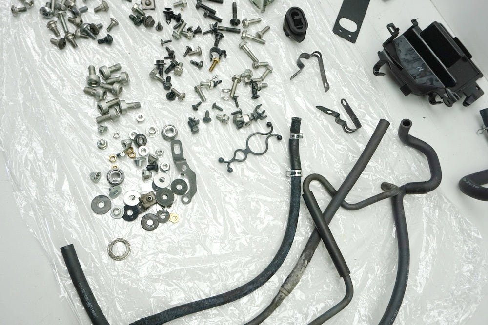 HONDA CB 650 FA RC75 Screws Small Parts Holder