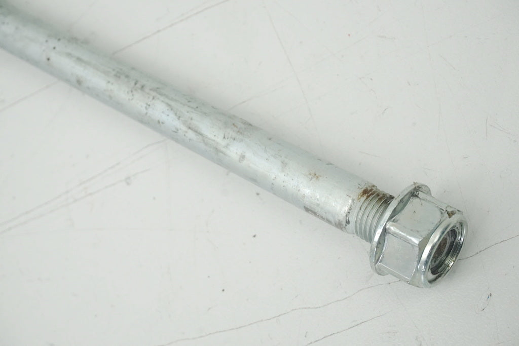 HONDA CB 500 PC32 SWING ARM AXLE PIVOT SHAFT