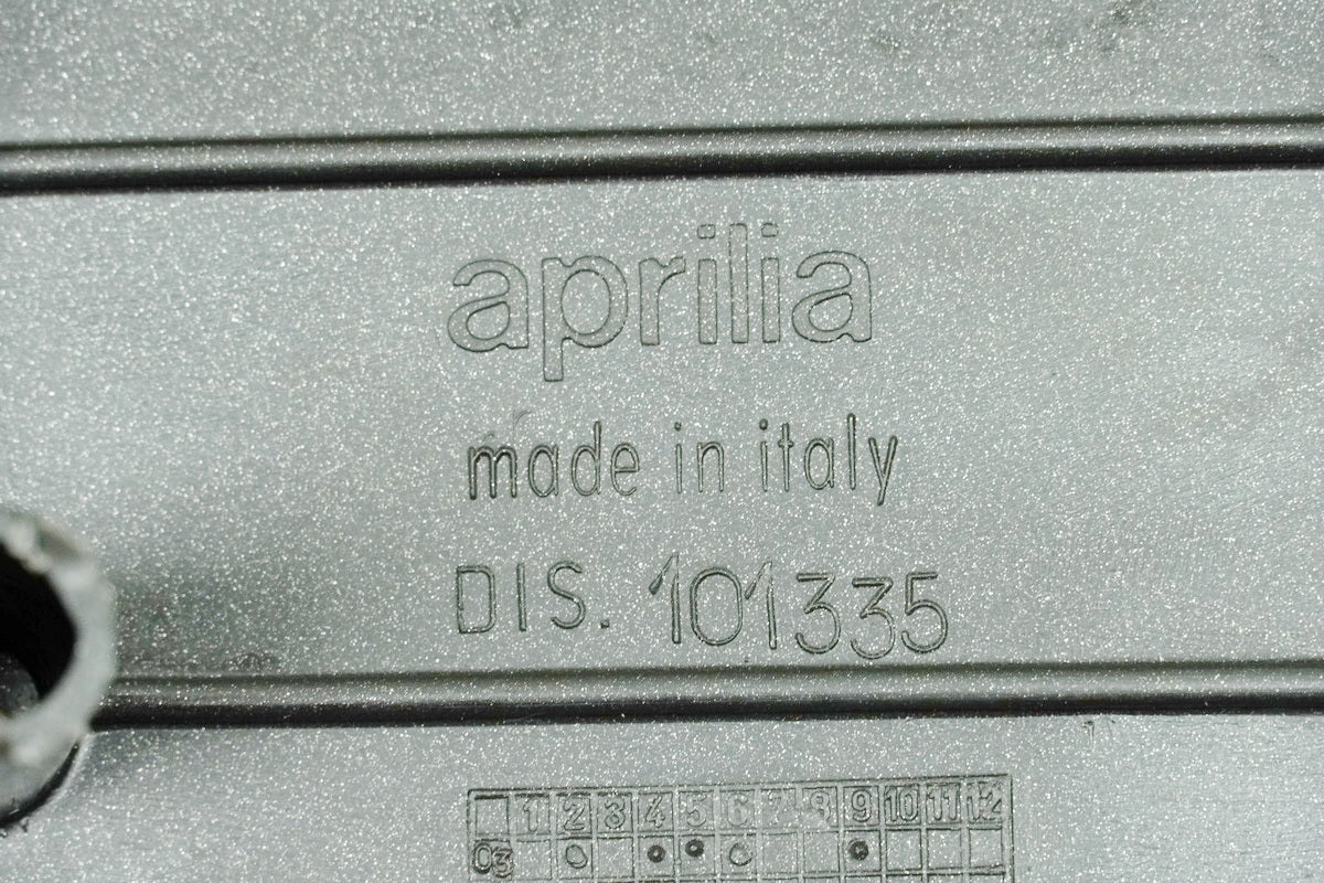 APRILIA SR 50 ZD4TEA Verkleidung Fußraum Trittbrett Abdeckung Cover Verkleidung