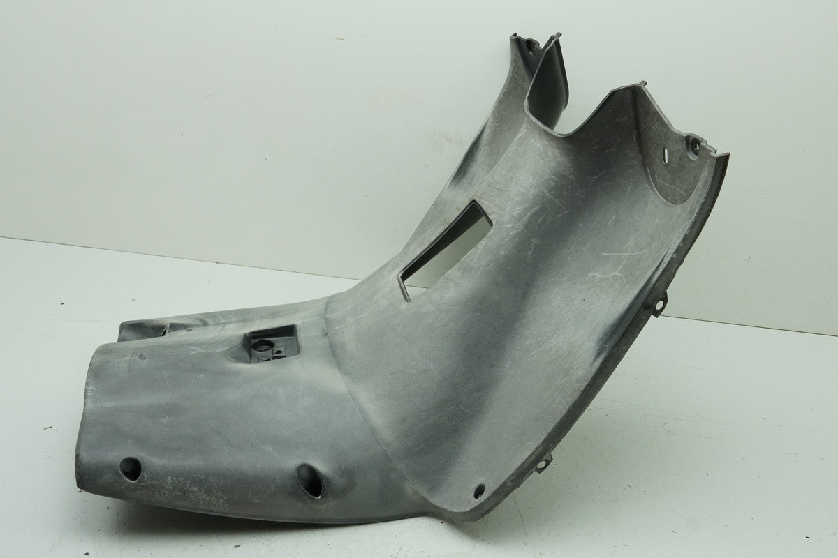 APRILIA SR 50 ZD4TEA Verkleidung Fußraum vorn Beinschild Abdeckung Cover Blende