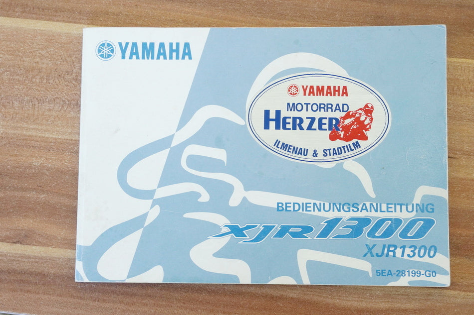 YAMAHA XJR 1300 RP02 Manual de instrucciones de uso