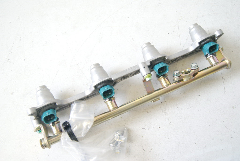 HONDA CBR 1000 RR SC57 Benzininjektor Einspritzleiste Einspritzdüsen auf Airbox