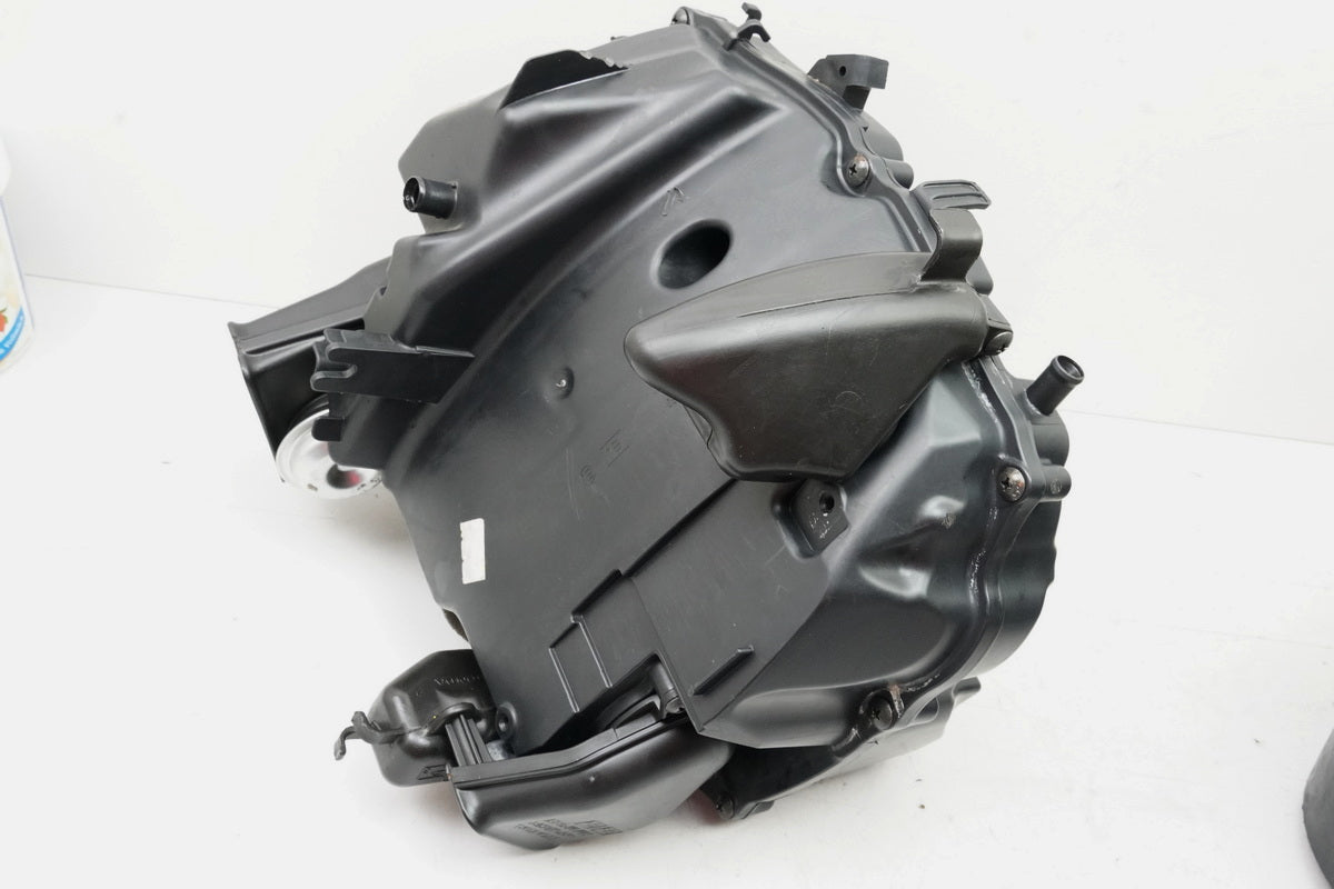 HONDA CBF 1000 FA SC64 Caja de filtro de aire, tobera de admisión