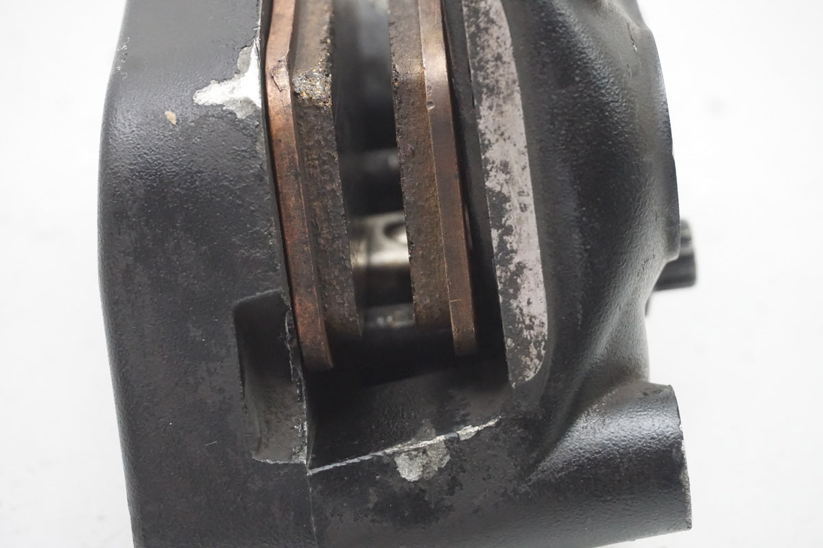 HARLEY DAVIDSON FLHR FL1 1584 Road King Pinza de freno derecha