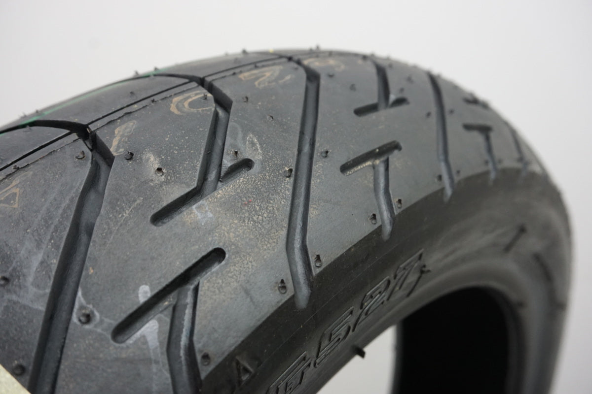 Bridgestone Exedra G527 100/90 - 17 55S Neumático delantero