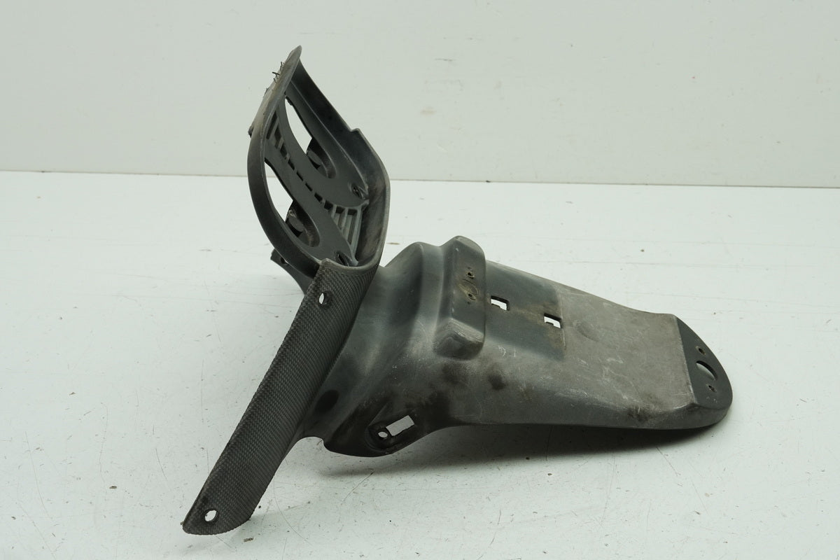 APRILIA SR 50 ZD4TEA Soporte de matrícula Guardabarros trasero Paso de rueda Protección contra salpicaduras