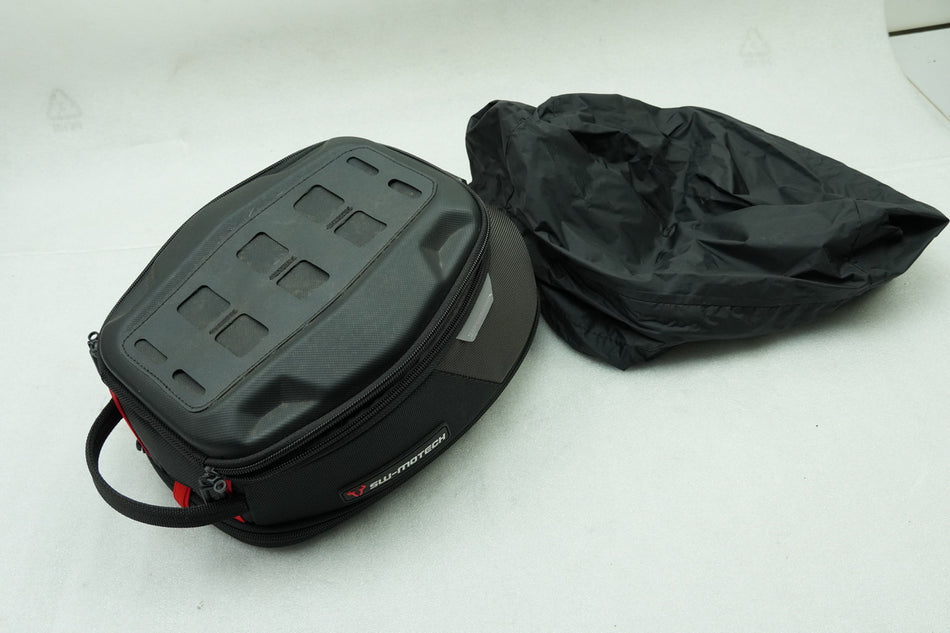 KAWASAKI Z 750 ZR750J SW Motech Bolsa sobredepósito Quick Lock PRO Daypack 5-8 Litros