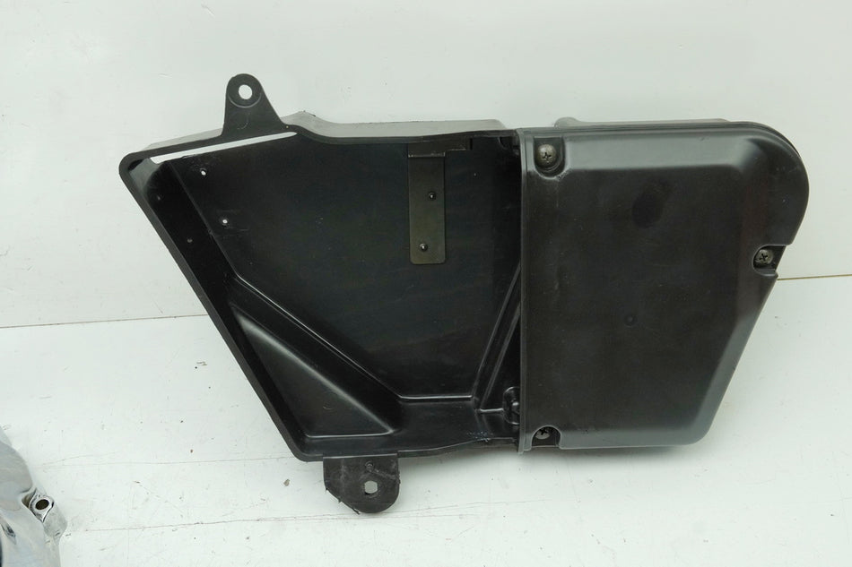 KAWASAKI VN 800 VN800A B CLASSIC Compartimento de almacenamiento derecho Tapa de caja de almacenamiento Soporte Cubierta