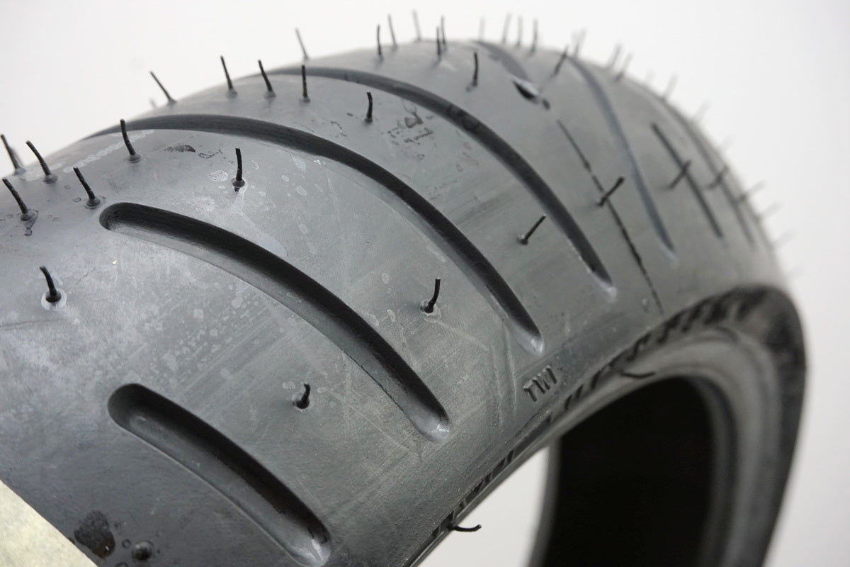 Metzeler MEZ1 120/60 ZR17 55W Neumático delantero