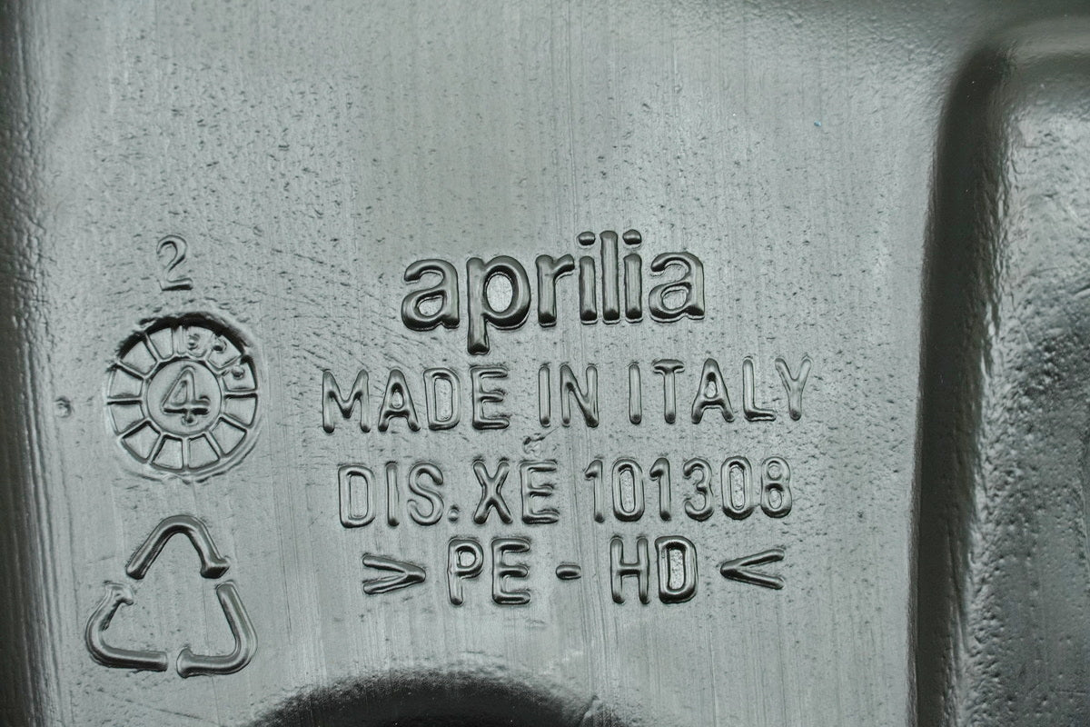 APRILIA SR 50 ZD4TEA Tank Benzintank Kraftstofftank 15393 km